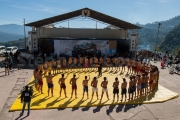 Les lutteurs font allegence au code de ce sport - Hornbill festival Nagaland -Inde